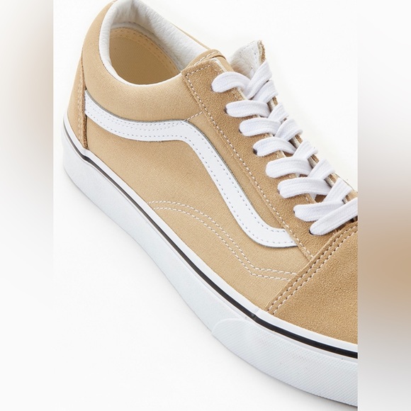 ⭐️HOST PICK⭐️ NWT Vans beige Old Skool shoes - Women 10.5/Men 9 - Picture 2 of 11